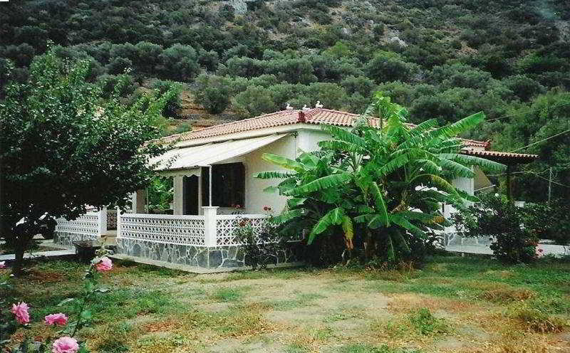 Kerveli Luxury Villa Eksteriør billede